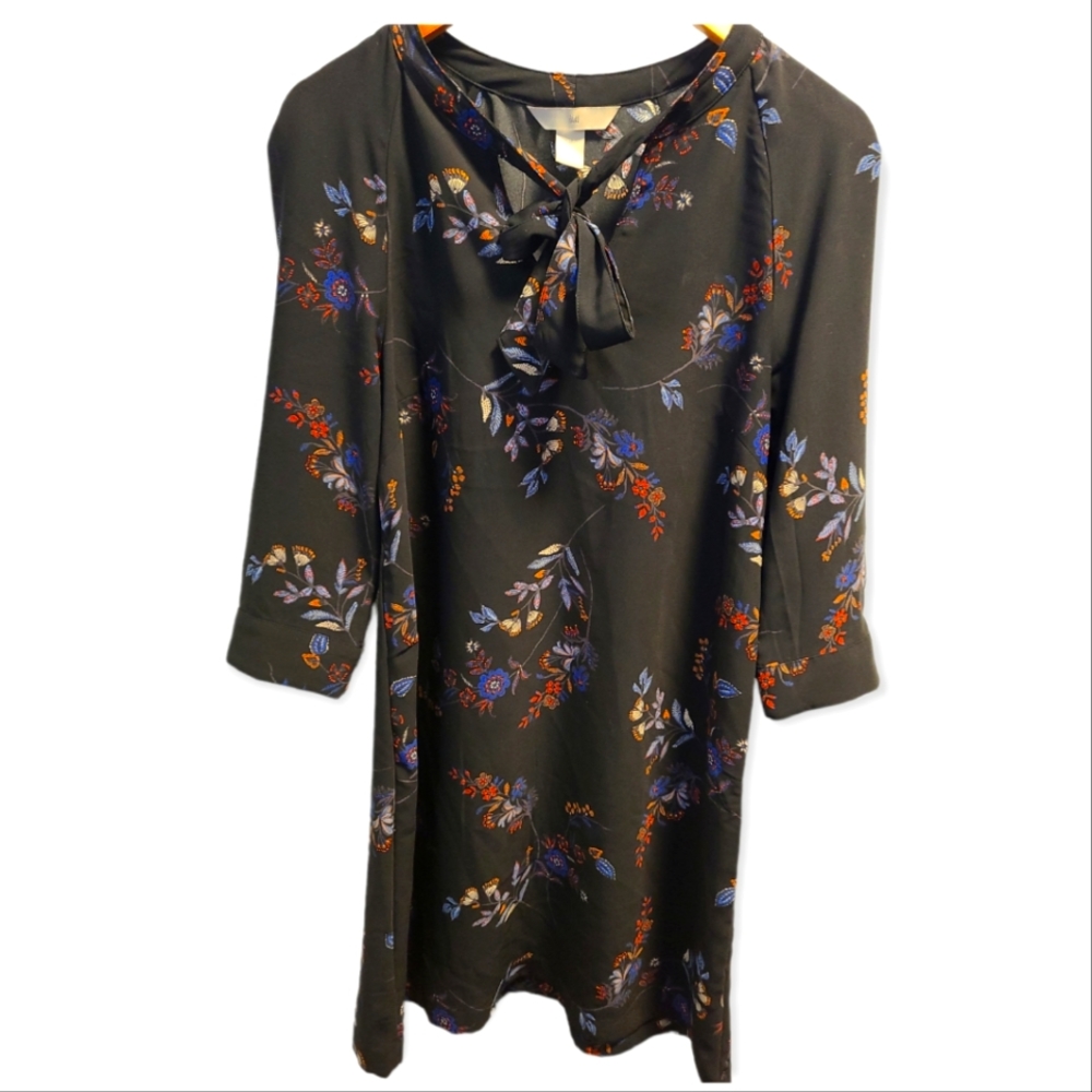 H&M women's size 6 Black blue Floral Print dress long sleeve tie neck
